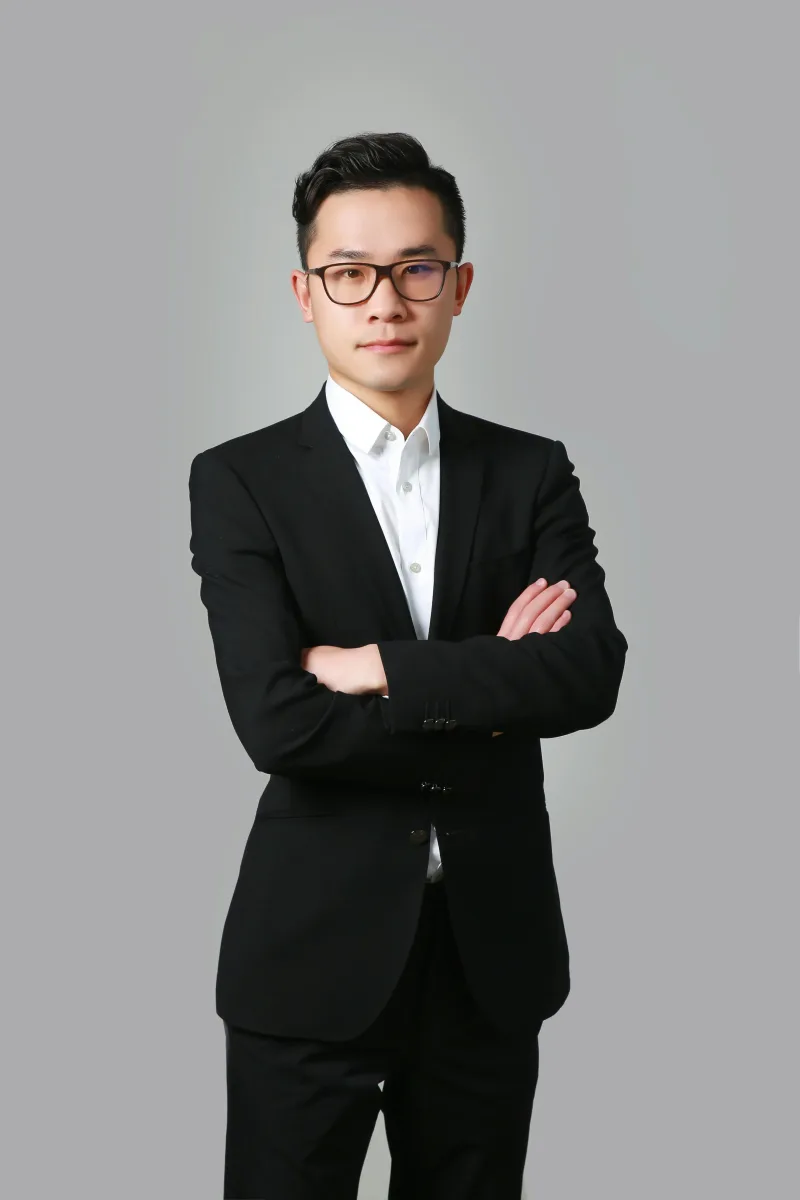 Team member 2 portrait